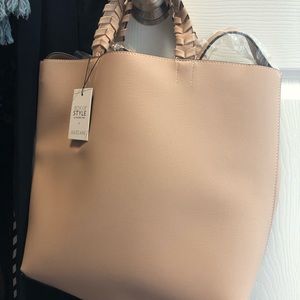 Brand new tote from Rachel Zoe box